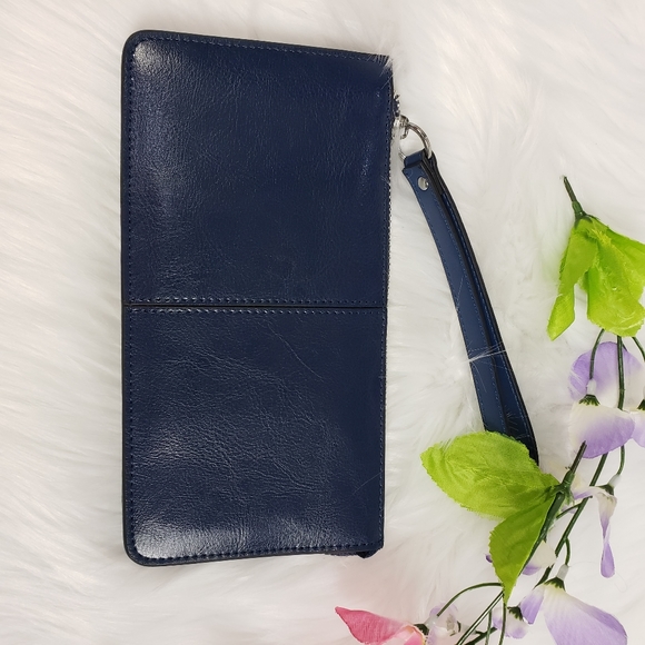 Handbags - Women's leather wallet